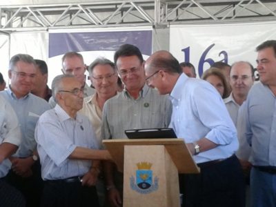 Governador Geraldo Alckmin assina convênio que garante auxílio à Santa Casa de Itapeva